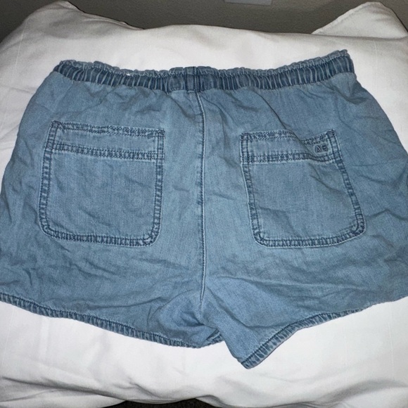 American Eagle Denim Shorts - Picture 2 of 3